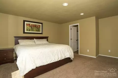 61127 Cone Flower St, Bend, OR 97702 photo 10
