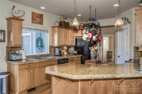 20356 Aberdeen Dr, Bend, OR 97702 photo 10