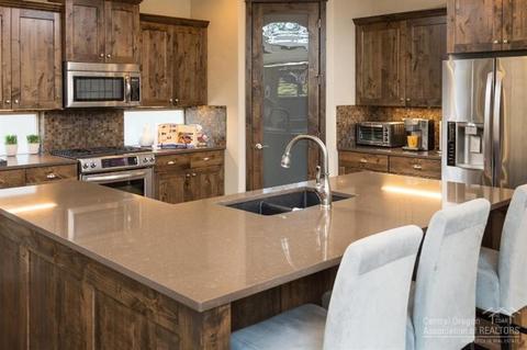 20134 Stonegate Dr, Bend, OR 97702 photo 4