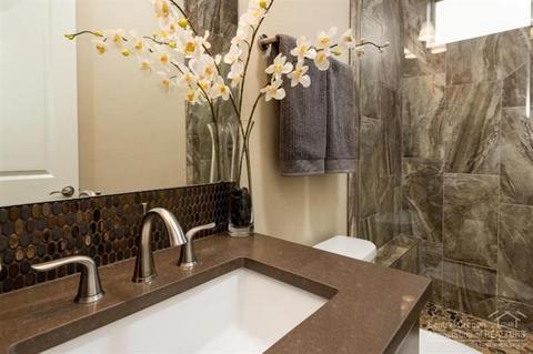 20134 Stonegate Dr, Bend, OR 97702 photo 8