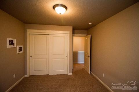 60255 Addie Triplett Loop, Bend, OR 97702 photo 14
