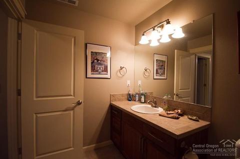 60255 Addie Triplett Loop, Bend, OR 97702 photo 15