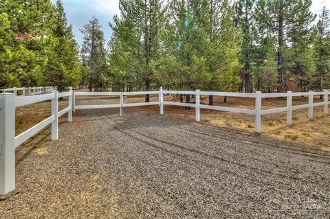 52568 Drafter Rd, La Pine, OR 97739 photo 25