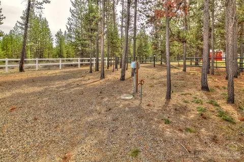 52568 Drafter Rd, La Pine, OR 97739 photo 23