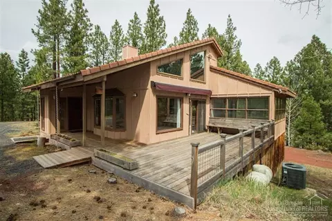 14432 Crossroads Loop, Sisters, OR 97759 photo 2