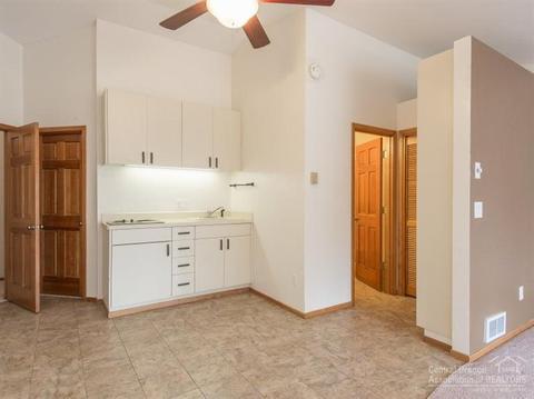 64340 Crosswinds Rd, Bend, OR 97701 photo 9