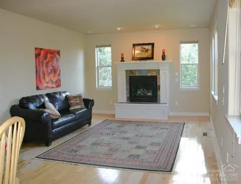2051 NW Talapus Ct, Bend, OR 97701 photo 9