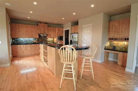 2051 NW Talapus Ct, Bend, OR 97701 photo 5