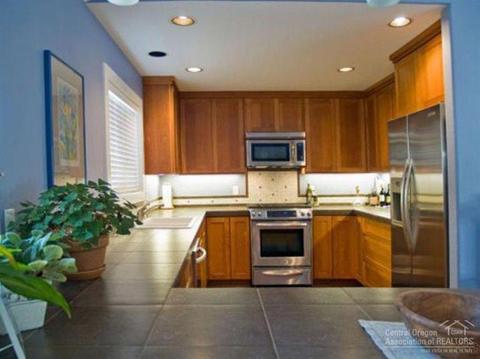 1325 NE Williamson Blvd, Bend, OR 97701 photo 4