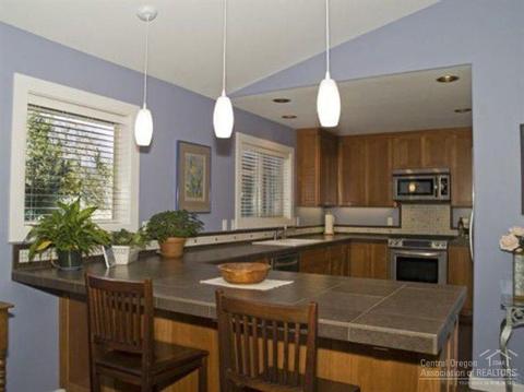 1325 NE Williamson Blvd, Bend, OR 97701 photo 3