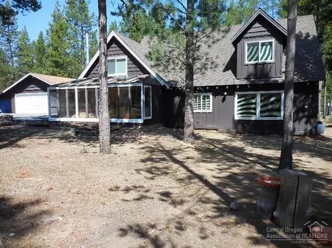 54871 E Jack Pine Rd, Bend, OR 97707 photo 1