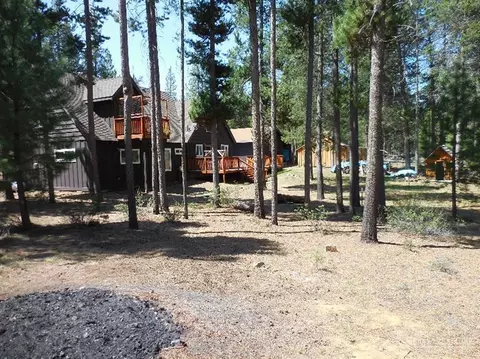 54871 E Jack Pine Rd, Bend, OR 97707 photo 4