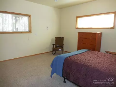 54871 E Jack Pine Rd, Bend, OR 97707 photo 10