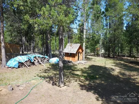 54871 E Jack Pine Rd, Bend, OR 97707 photo 24