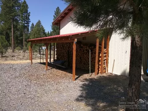 15019 Chipmunk Ln, La Pine, OR 97739 photo 13