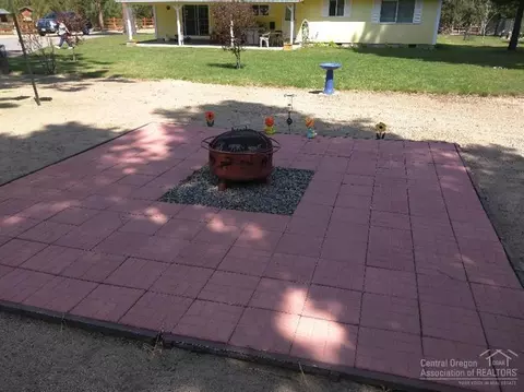15019 Chipmunk Ln, La Pine, OR 97739 photo 6