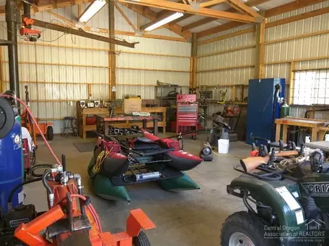 15019 Chipmunk Ln, La Pine, OR 97739 photo 12