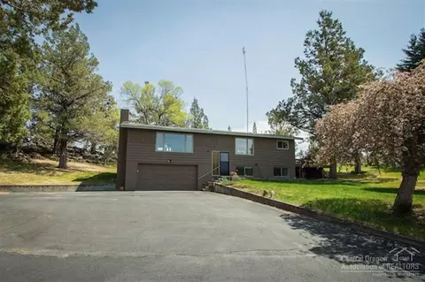23220 Highway 20, Bend, OR 97701 photo 2
