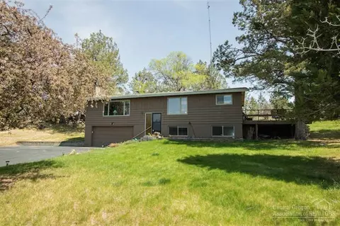 23220 Highway 20, Bend, OR 97701 photo 3