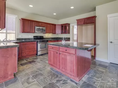 19957 Brass Dr, Bend, OR 97702 photo 6