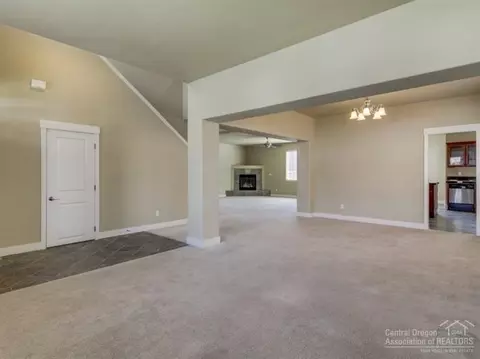 19957 Brass Dr, Bend, OR 97702 photo 15
