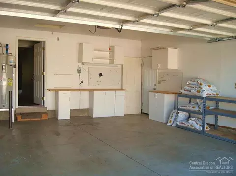 63329 Vogt Rd, Bend, OR 97701 photo 17
