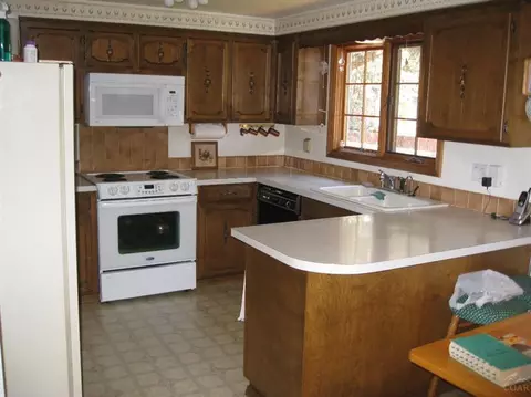 20440 Silver Tip Ct, Bend, OR 97702 photo 11