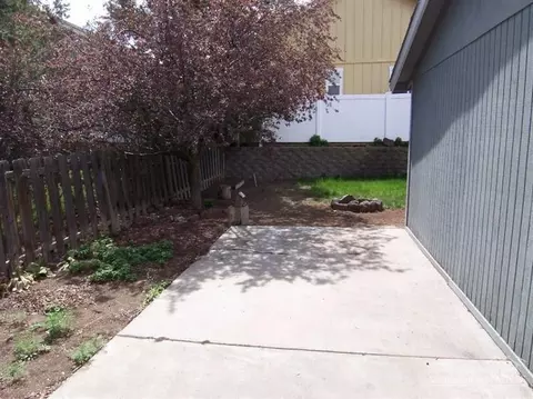 2748 NE Ocker Dr, Bend, OR 97701 photo 9