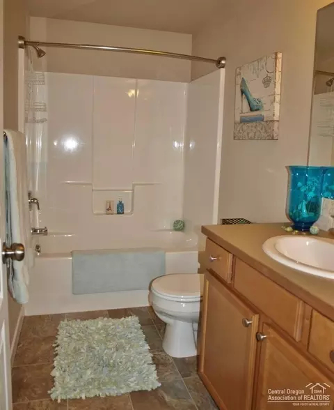 21194 Keyte Rd, Bend, OR 97701 photo 16