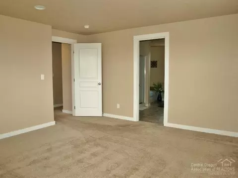 21194 Keyte Rd, Bend, OR 97701 photo 17