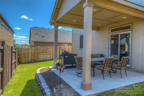 21194 Keyte Rd, Bend, OR 97701 photo 23