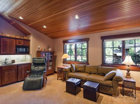 19400 Green Lakes Loop, Bend, OR 97702 photo 17