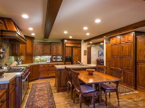 19400 Green Lakes Loop, Bend, OR 97702 photo 10