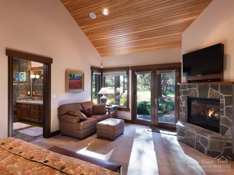 19400 Green Lakes Loop, Bend, OR 97702 photo 14