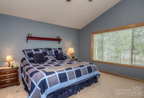 55627 Wagon Master Way, Bend, OR 97707 photo 14