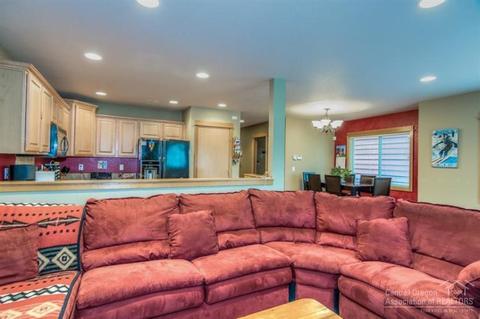 55627 Wagon Master Way, Bend, OR 97707 photo 8