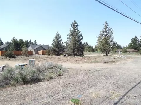 20667 Cooley, Bend, OR photo 4