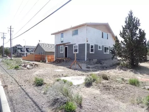 20667 Cooley, Bend, OR photo 5