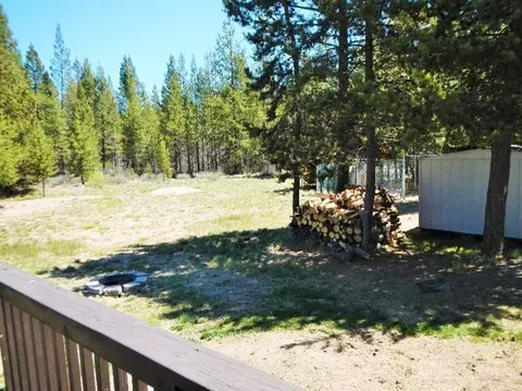 53067 Loop Dr, La Pine, OR 97739 photo 7