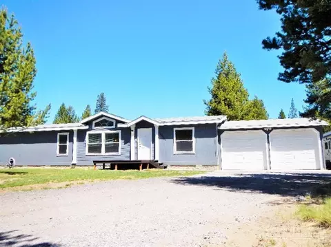 53067 Loop Dr, La Pine, OR 97739 photo 1