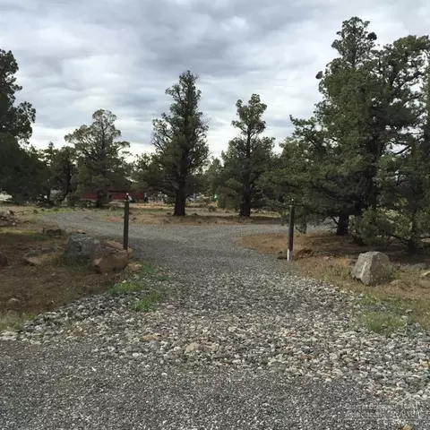 20914 Gift Rd, Bend, OR 97701 photo 1