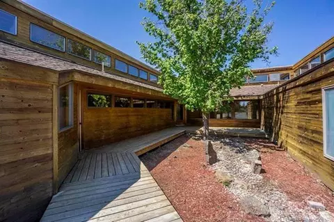 64635 Simon Rd, Bend, OR 97701 photo 3