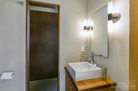 19019 NW Squirreltail Loop, Bend, OR 97701 photo 14