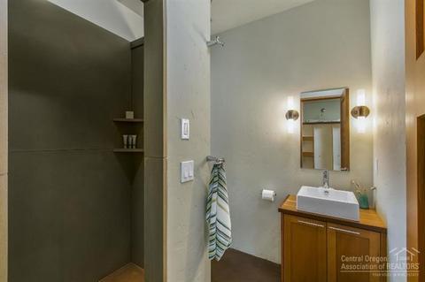 19019 NW Squirreltail Loop, Bend, OR 97701 photo 12