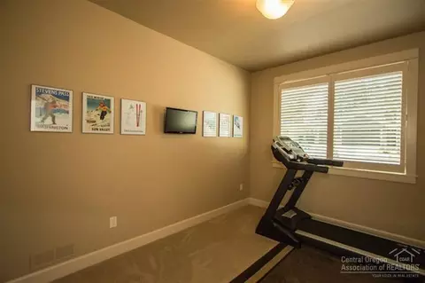 19154 Park Commons Dr, Bend, OR 97701 photo 15