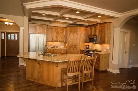 19154 Park Commons Dr, Bend, OR 97701 photo 9