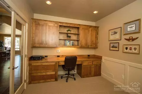 19154 Park Commons Dr, Bend, OR 97701 photo 14
