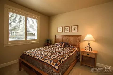 19154 Park Commons Dr, Bend, OR 97701 photo 16