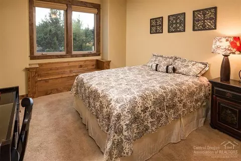 21222 Gift Rd, Bend, OR 97701 photo 12