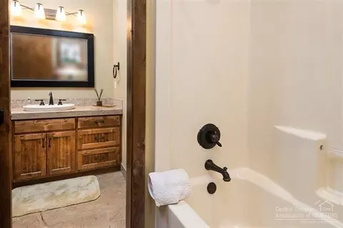 21222 Gift Rd, Bend, OR 97701 photo 15